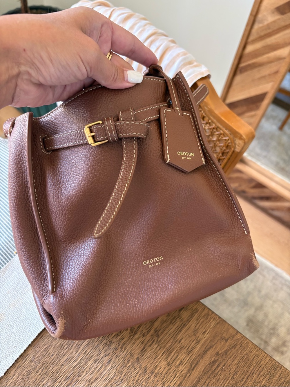 Oroton Designer Brown Leather Bucket Bag Originally $439